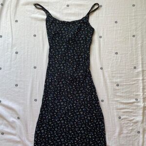 Pretty Little Thing dress